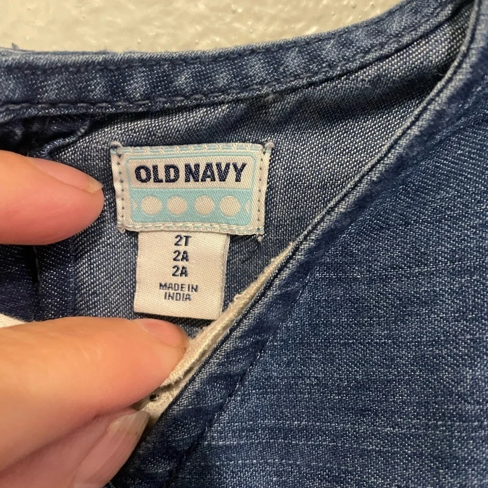 Lot of 2 Gymboree Navy Dress with Plaid Bow & Old Navy Chambray dress